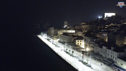 Nábřeží a město