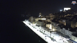 Nábřeží a město