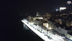 Nábřeží a město