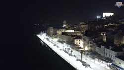 Nábřeží a město