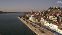 Nábřeží a město