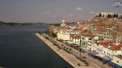 Nábřeží a město