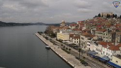 Nábřeží a město