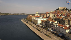 Nábřeží a město