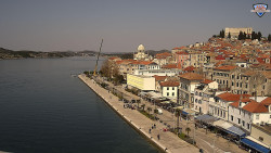 Nábřeží a město