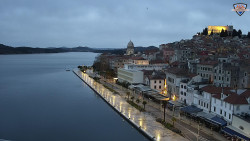 Nábřeží a město