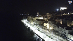 Nábřeží a město