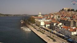 Nábřeží a město