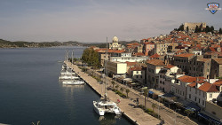 Nábřeží a město