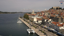 Nábřeží a město