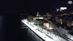 Nábřeží a město