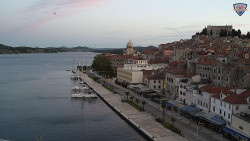 Nábřeží a město