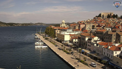 Nábřeží a město