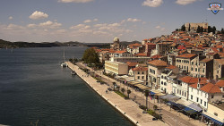 Nábřeží a město