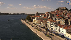 Nábřeží a město