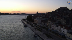 Nábřeží a město