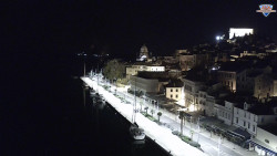 Nábřeží a město