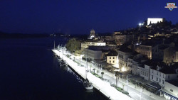 Nábřeží a město