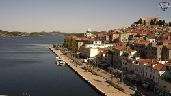 Nábřeží a město