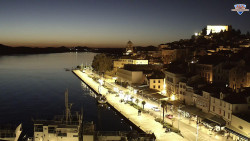 Nábřeží a město