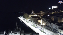 Nábřeží a město