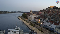 Nábřeží a město