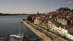 Nábřeží a město