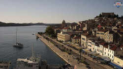 Nábřeží a město