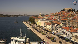 Nábřeží a město