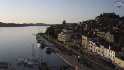 Nábřeží a město