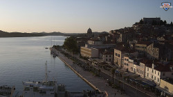 Nábřeží a město