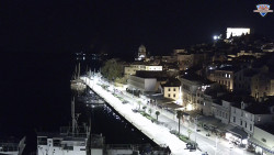 Nábřeží a město