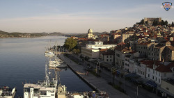 Nábřeží a město