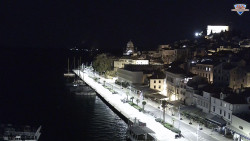 Nábřeží a město