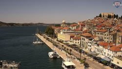 Nábřeží a město