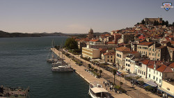 Nábřeží a město