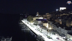 Nábřeží a město