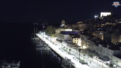 Nábřeží a město