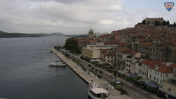 Nábřeží a město