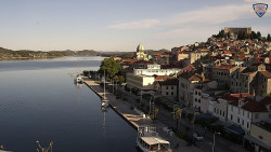 Nábřeží a město