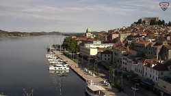 Nábřeží a město
