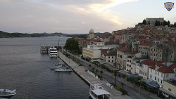Nábřeží a město