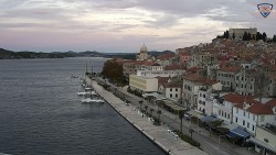 Nábřeží a město
