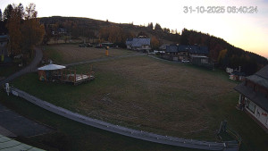 Obec Benecko - Dětský park - 31.10.2025 v 06:45 Obec Benecko - Dětský park - 31.10.2025 v 06:45