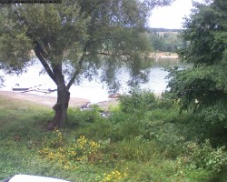 Přehrada