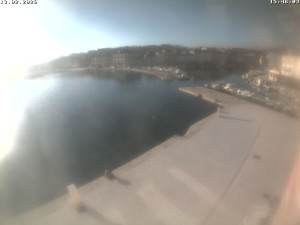 Město Cres - Přístav Cres - 13.2.2026 v 15:47 Město Cres - Přístav Cres - 13.2.2026 v 15:47