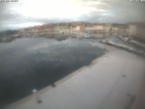 Město Cres - Přístav Cres - 16.2.2026 v 07:47 Město Cres - Přístav Cres - 16.2.2026 v 07:47