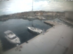 Town of Cres - Port of Cres - 18.6.2026 v 07:47 Town of Cres - Port of Cres - 18.6.2026 v 07:47
