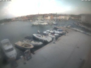 Miasto Cres - Port w Cres - 8.8.2026 v 06:47 Miasto Cres - Port w Cres - 8.8.2026 v 06:47
