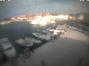 Miasto Cres - Port w Cres - 8.8.2026 v 07:47 Miasto Cres - Port w Cres - 8.8.2026 v 07:47